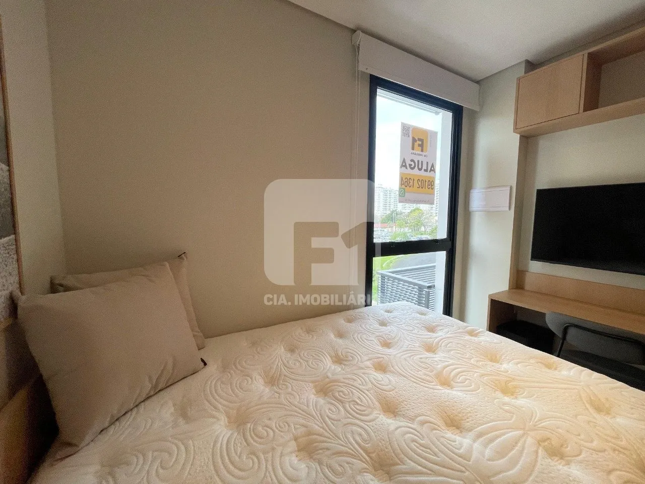 Furnished 45 m² studio with 1 bedroom and open kitchen — photo 15