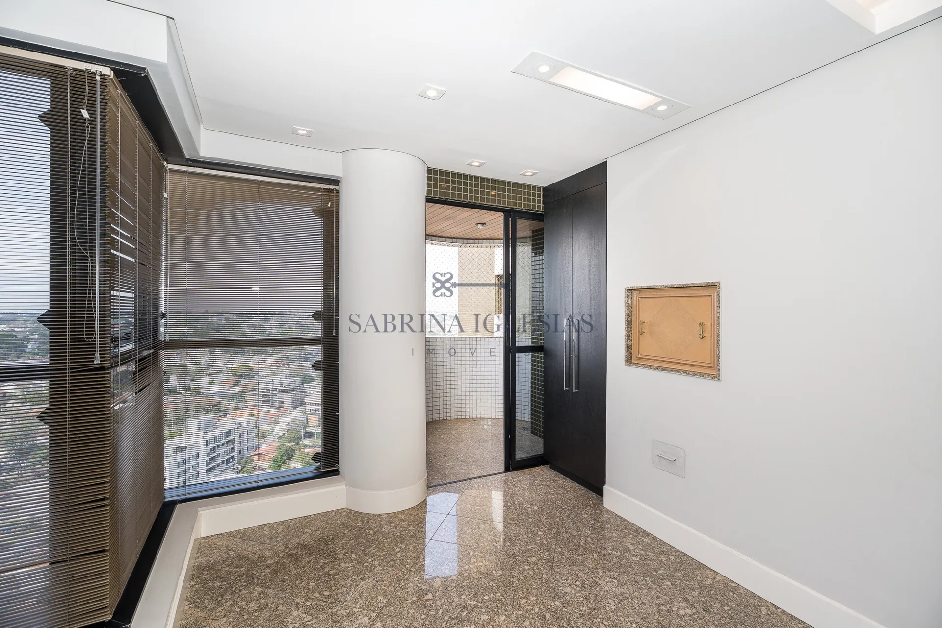 Apartamento com 3 quartos e 3 vagas, bem localizado — photo 14