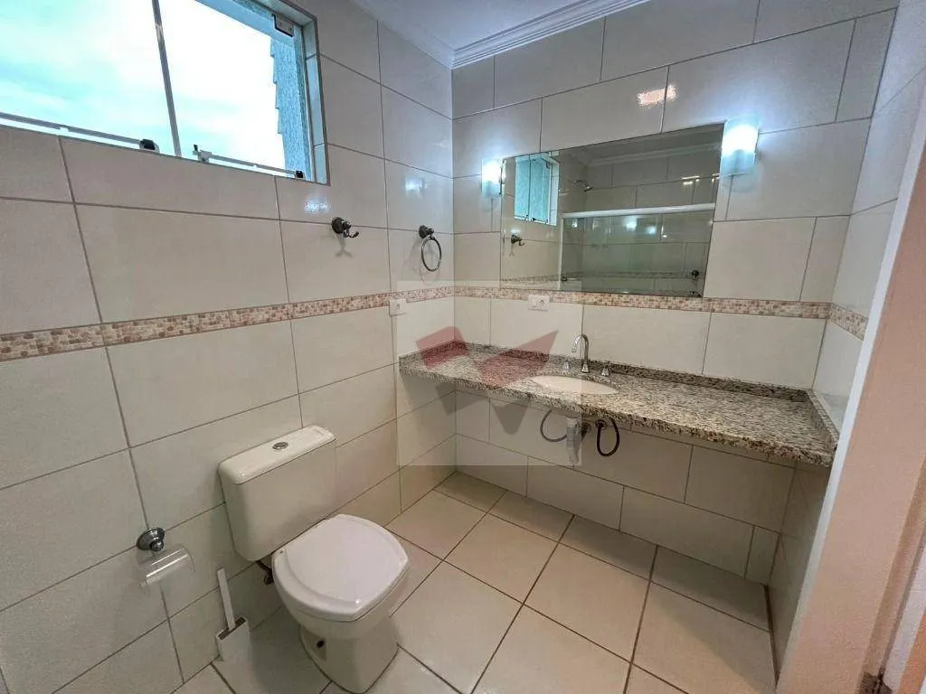 Rental house with 3 bedrooms and 4 bathrooms — photo 23