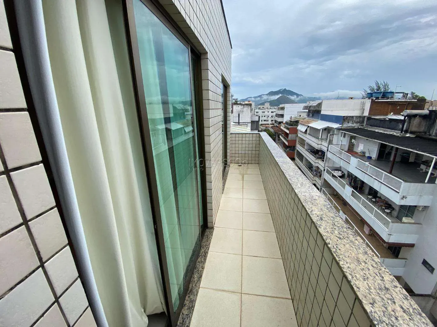 Apartment with 5 bedrooms and 5 bathrooms plus balcony — photo 17