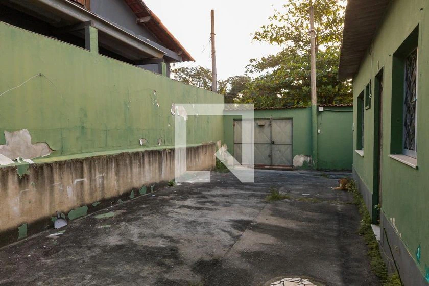 Casa con 2 dormitorios, 1 baño y zona de lavado — photo 30