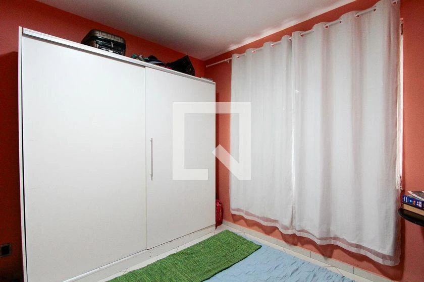 Furnished house with 4 bedrooms and an open-plan kitchen — photo 32