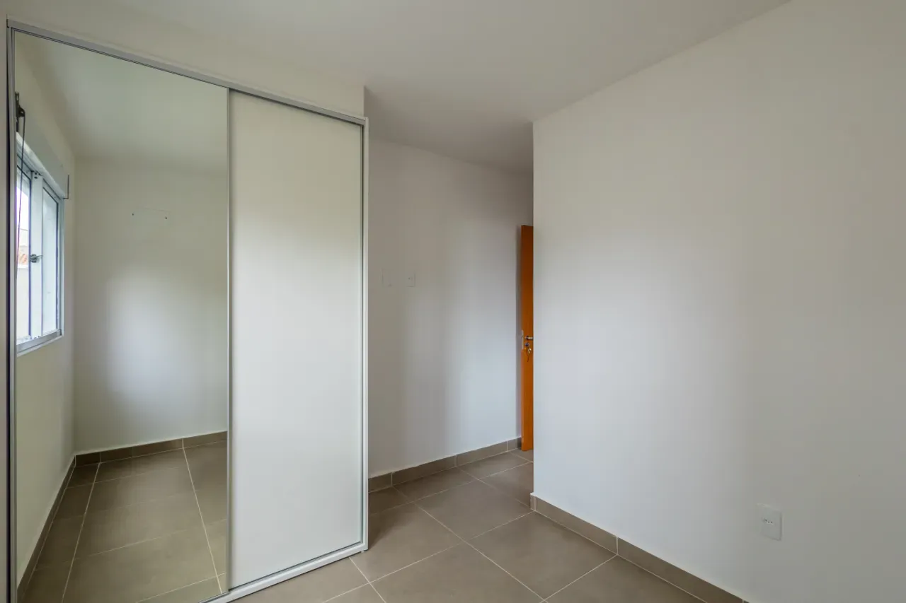 2-bedroom apartment with a washing machine in Curitiba — photo 16