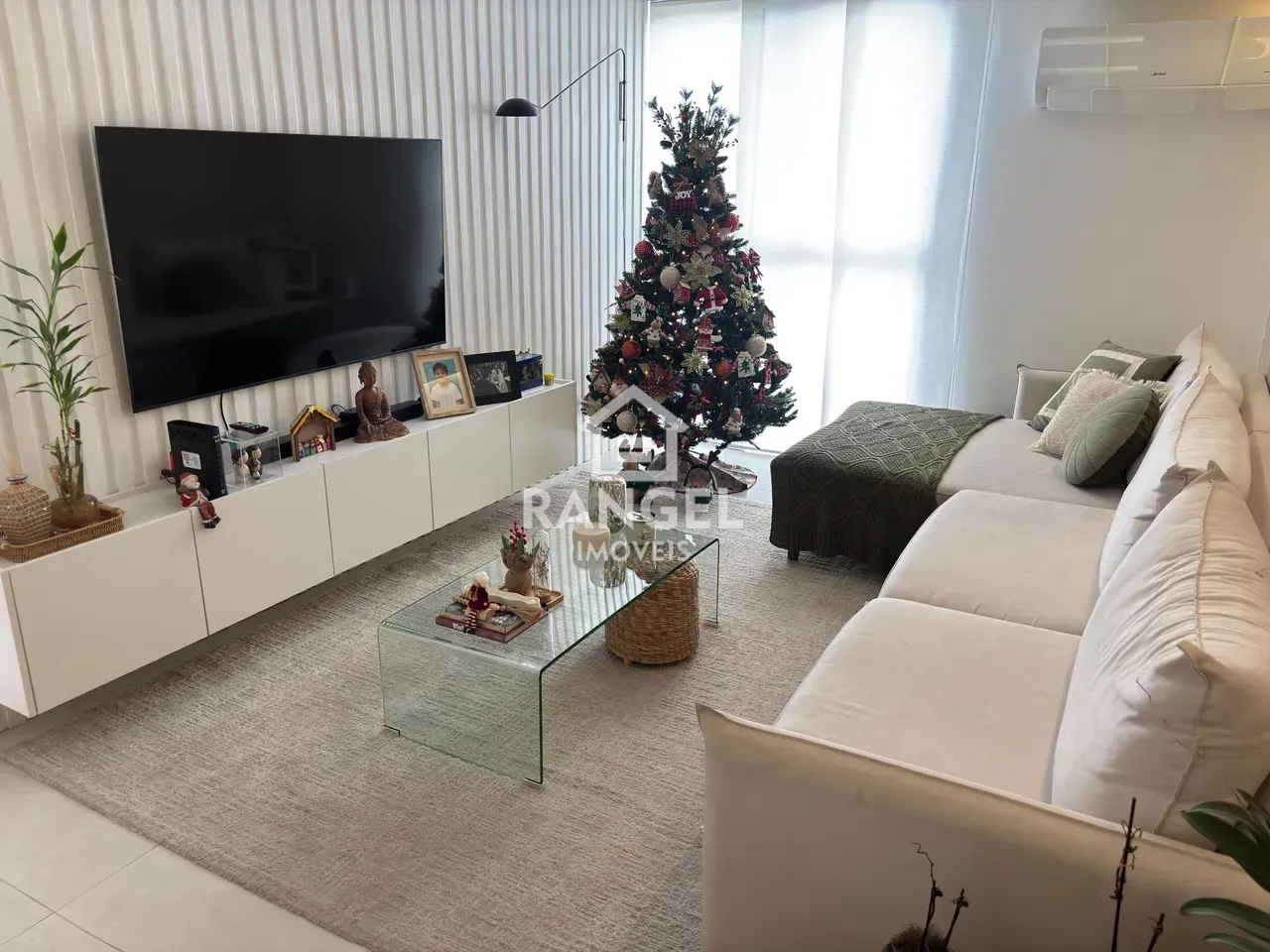 Casa em condomínio fechado com 4 quartos e 5 banheiros — photo 3
