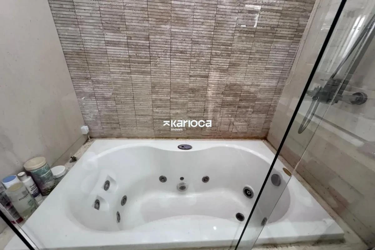 Cobertura de 200 m² com 3 quartos e varanda fechada — photo 29