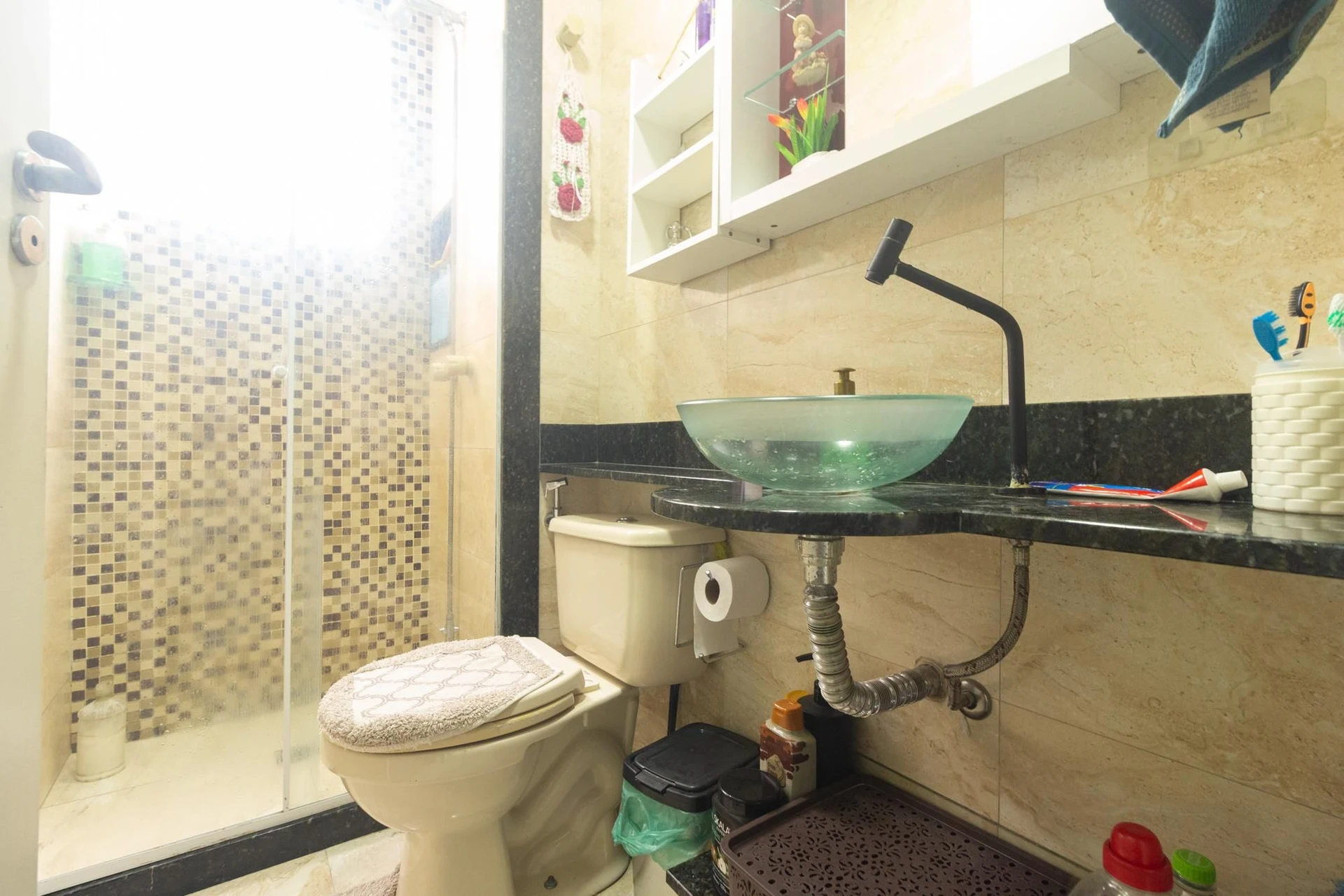 Furnished 2-bedroom apartment with 1 bathroom and parking — photo 20
