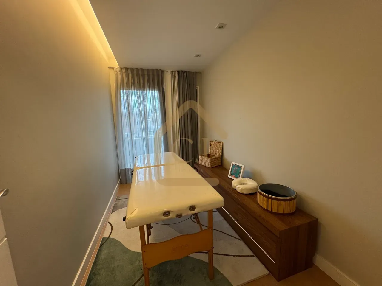 Furnished triplex house with 5 bedrooms and 5 bathrooms — photo 18