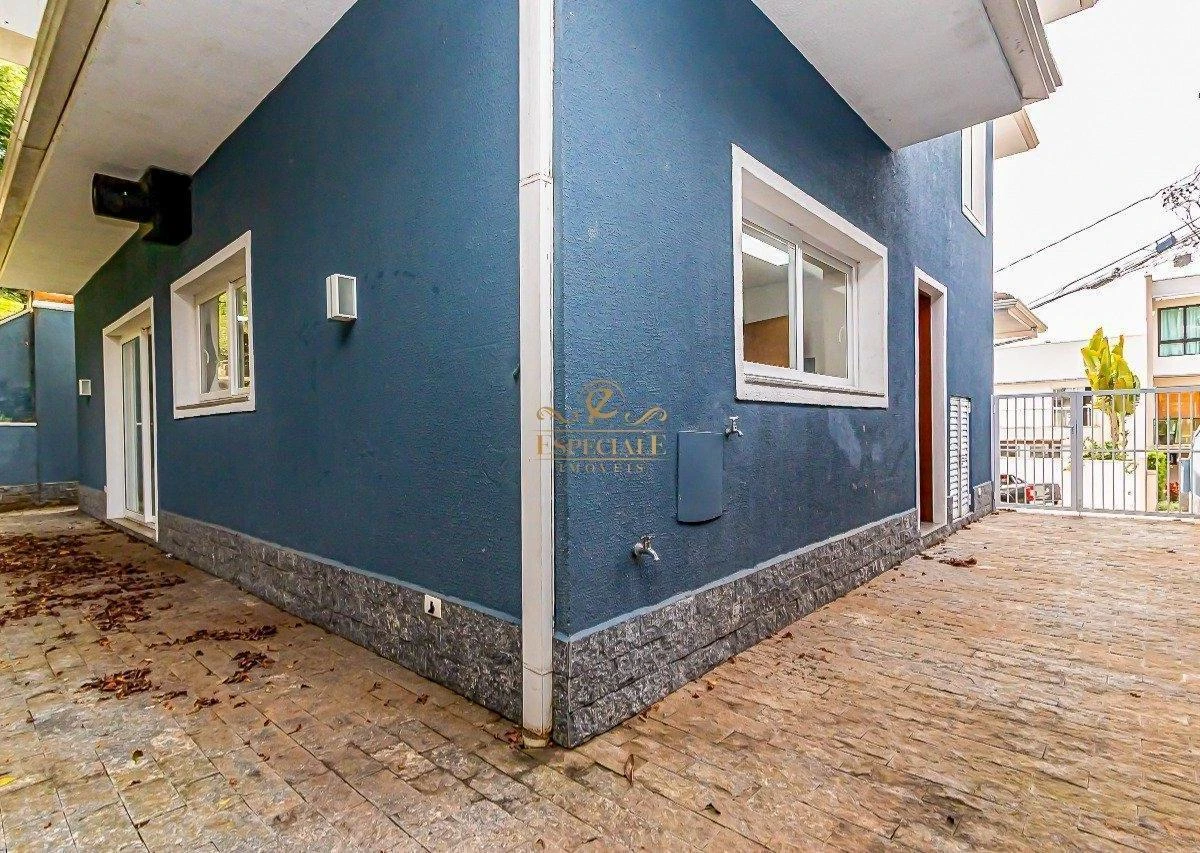 Ванна и 3 спальни: дом 295 м² — photo 41