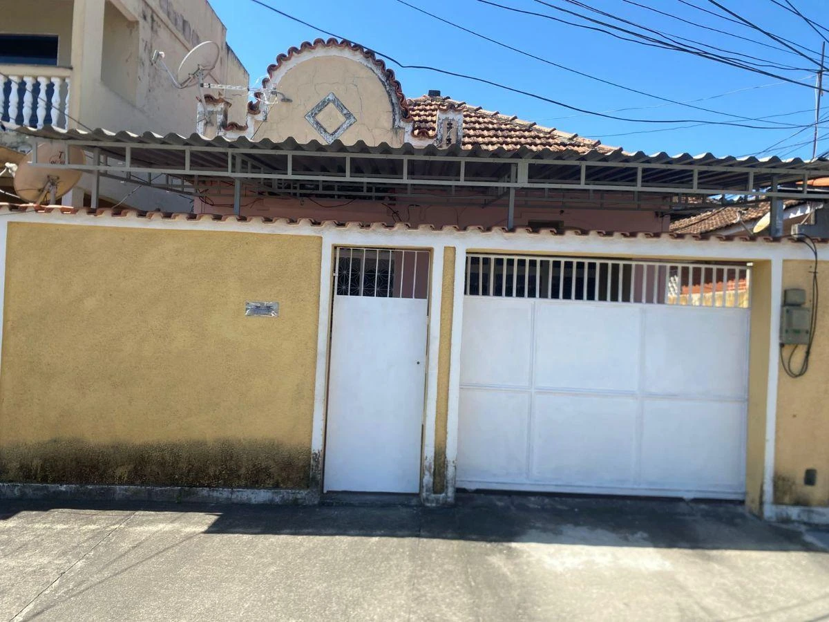 Rental house with a living room, 1 bedroom and balcony — photo 3