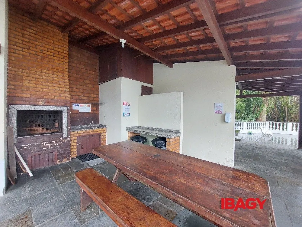 Apartment, 60 m², with a water view — photo 35