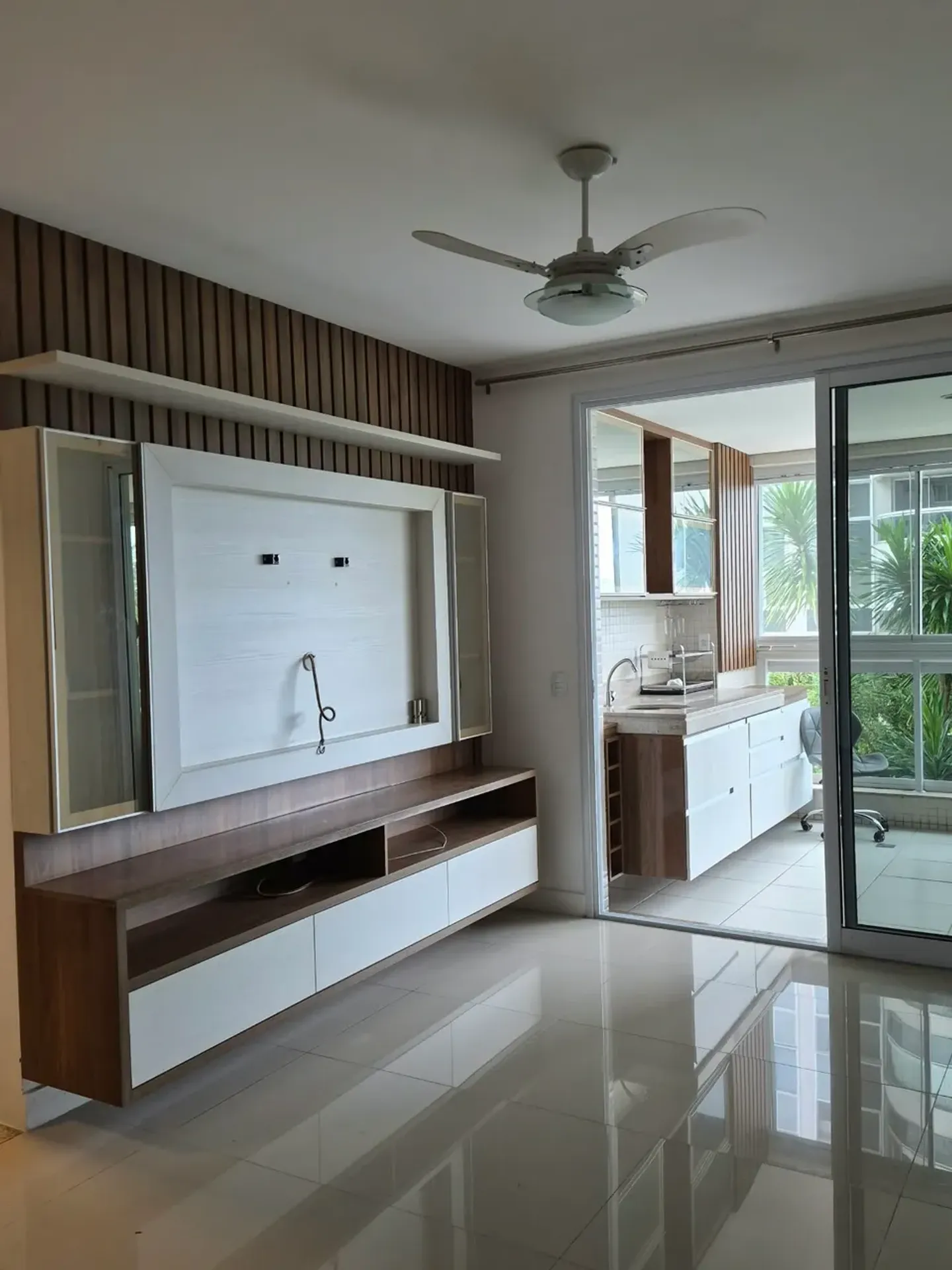 Furnished apartment, 86 m², with a private BBQ