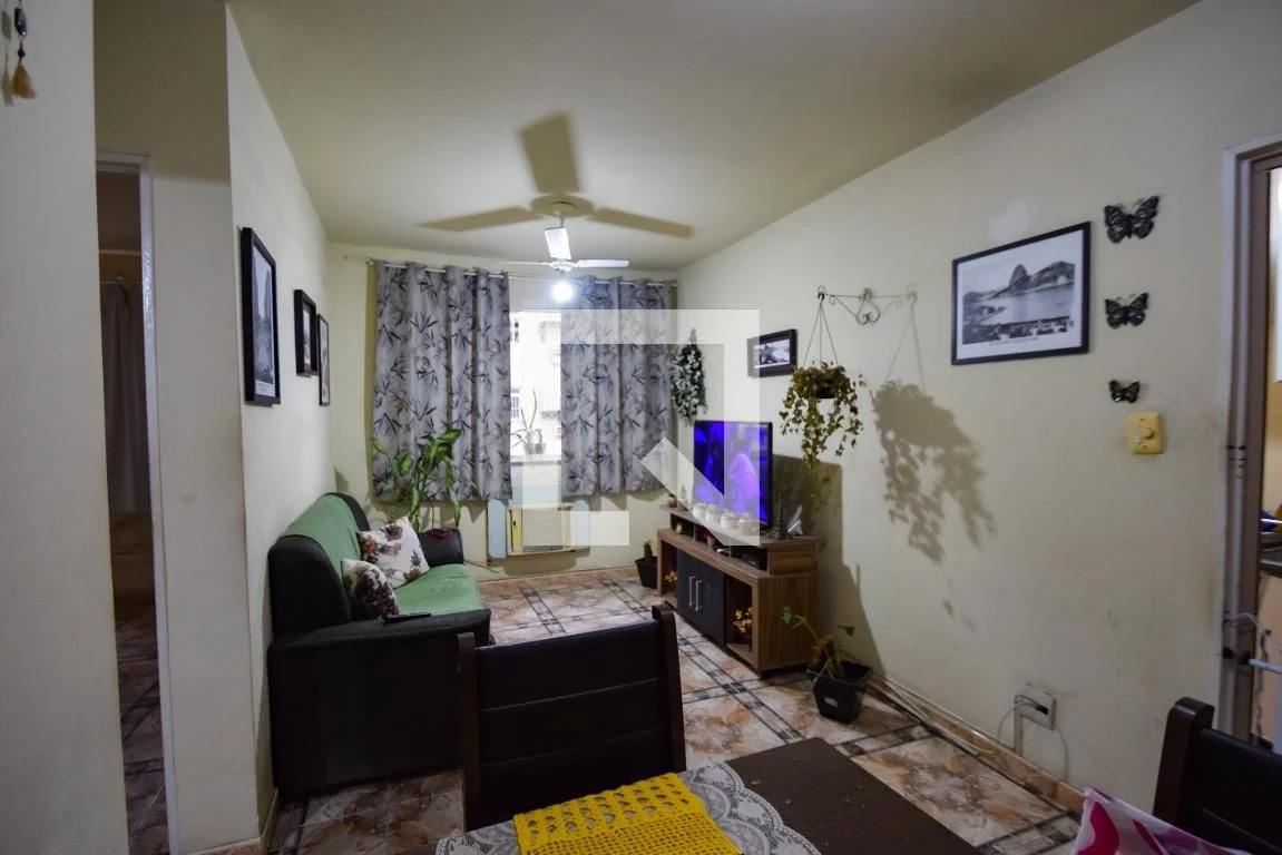 Furnished apartment with 2 bedrooms and 1 bathroom — photo 10