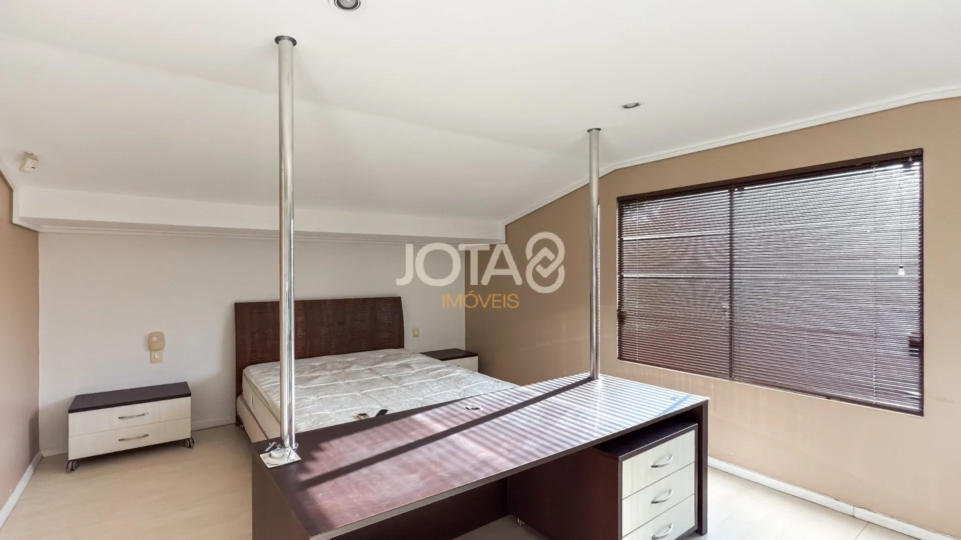 Casa com piscina de uso exclusivo e 4 suítes — photo 32