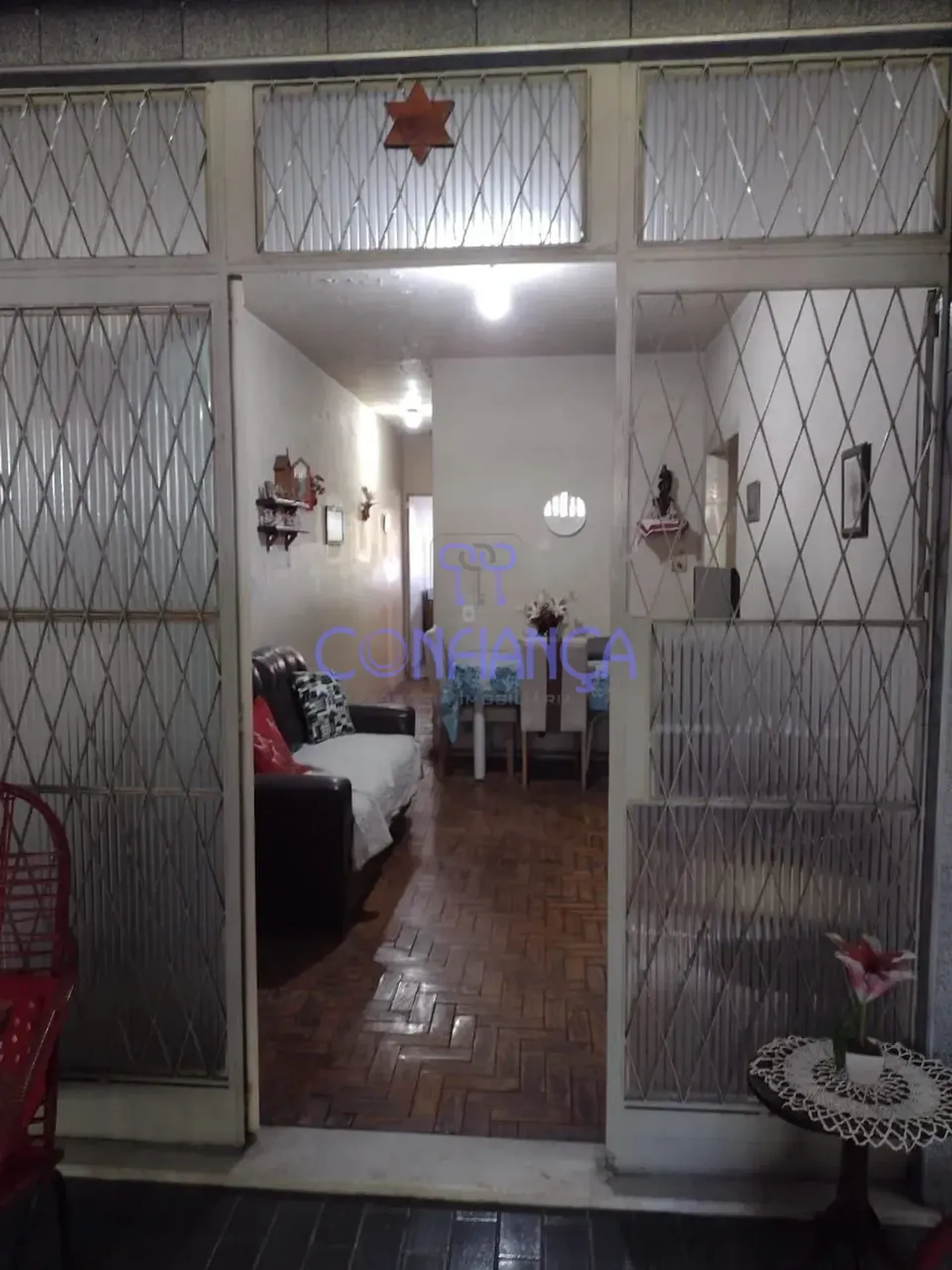Casa mobiliada com cozinha e fogão a gás — photo 2