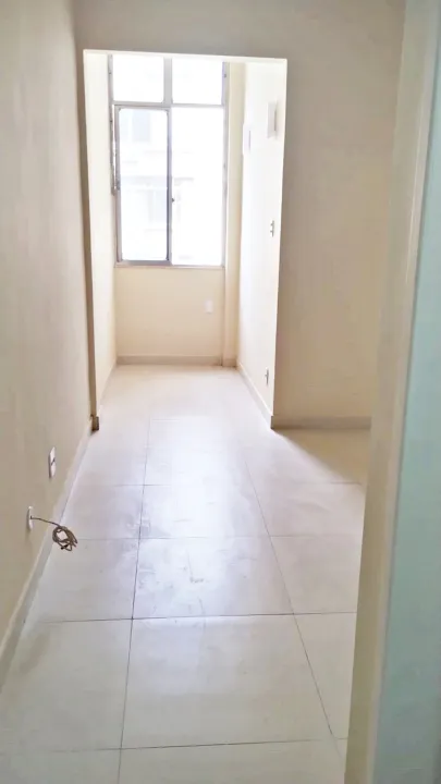 Unfurnished 1-bedroom apartment with 1 bathroom — photo 14