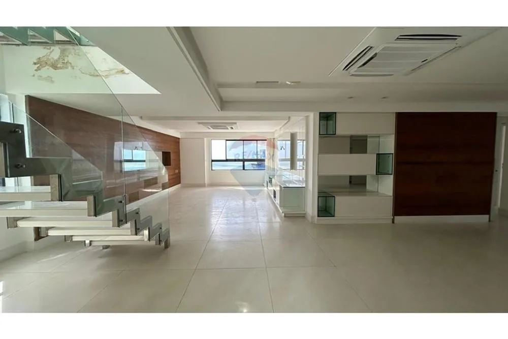 Furnished duplex apartment with open kitchen and 430 m² — photo 19