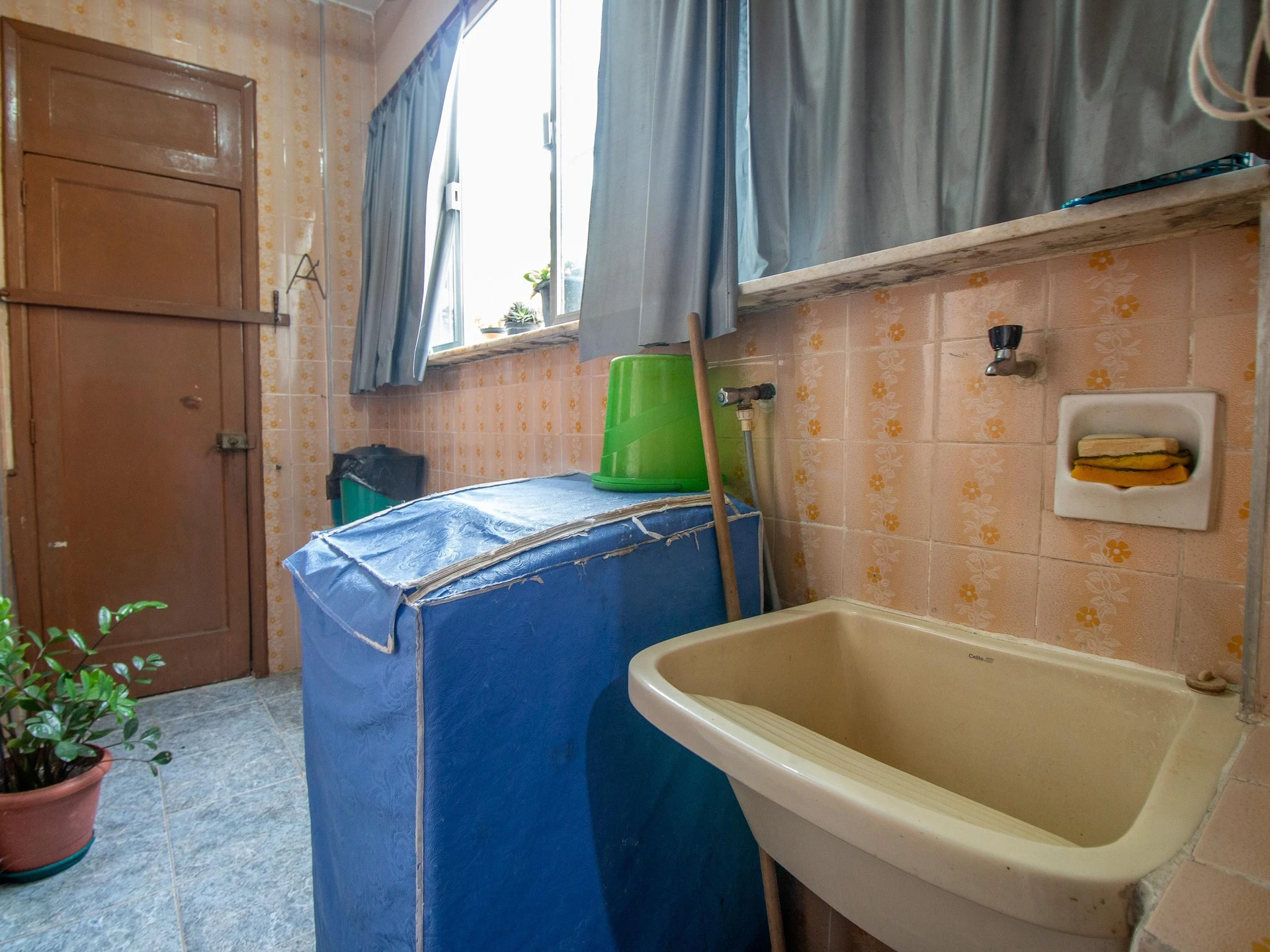 Немеблированная квартира с 3 спальнями и 2 ванными — photo 15