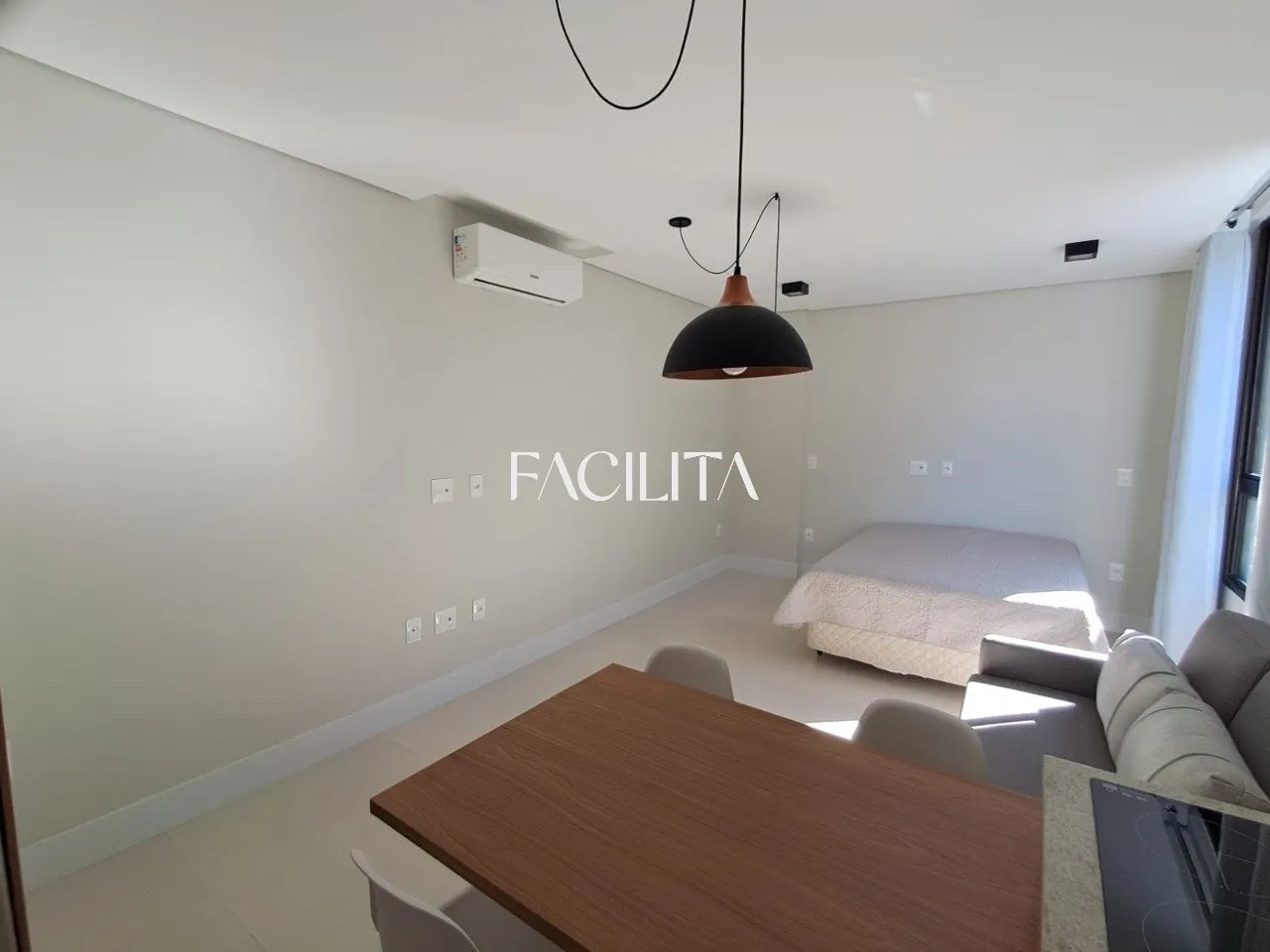 31 m² furnished studio with open-plan kitchen — photo 9