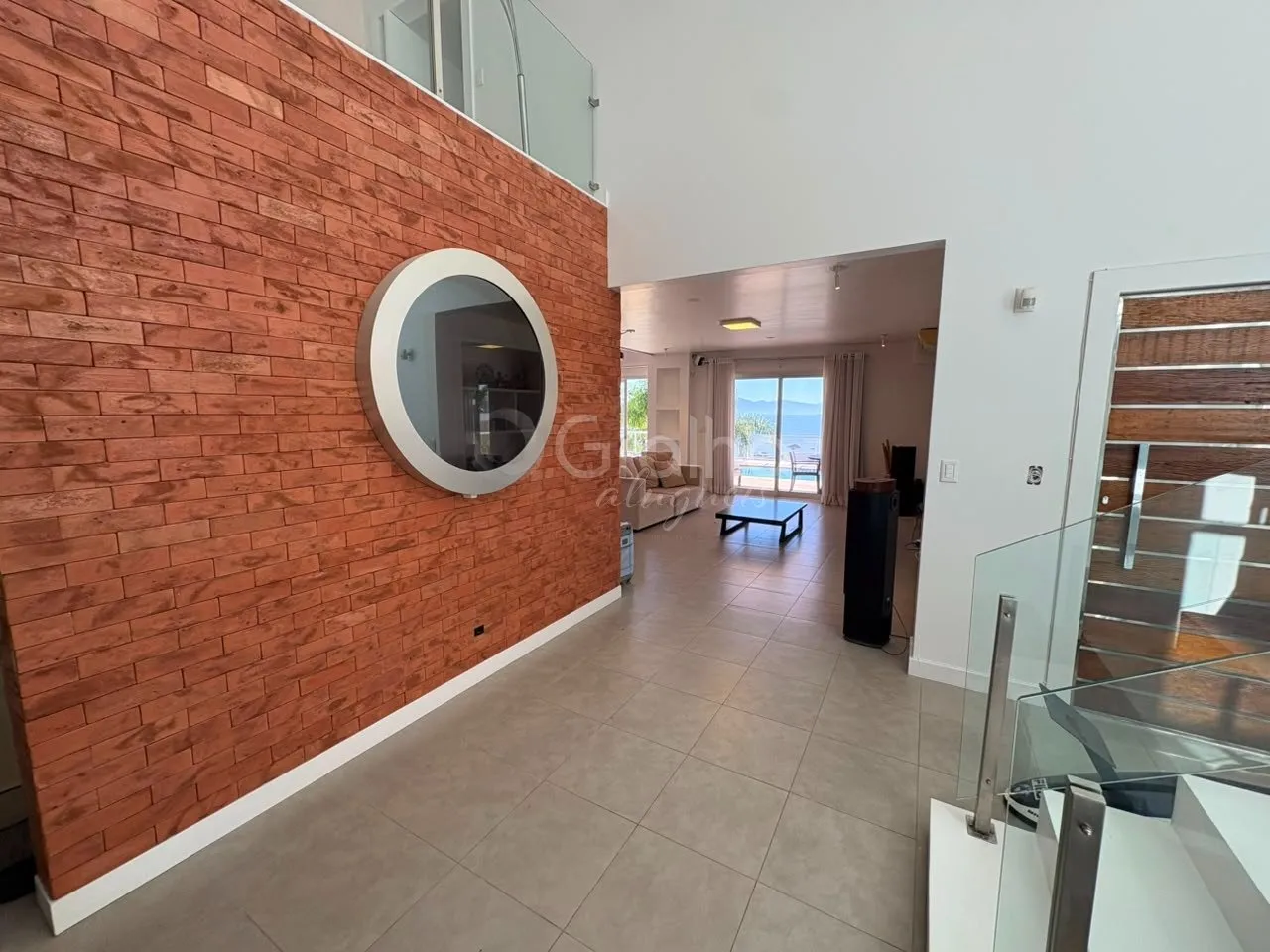 Мебльований будинок 868 м² з 3 люксами та 9 місцями — photo 39