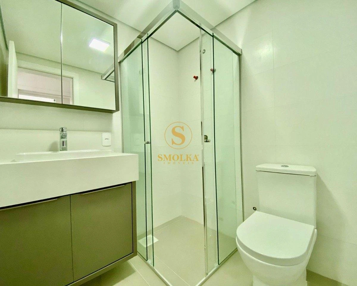 184 m² rental home with 4 en-suite bedrooms — photo 24