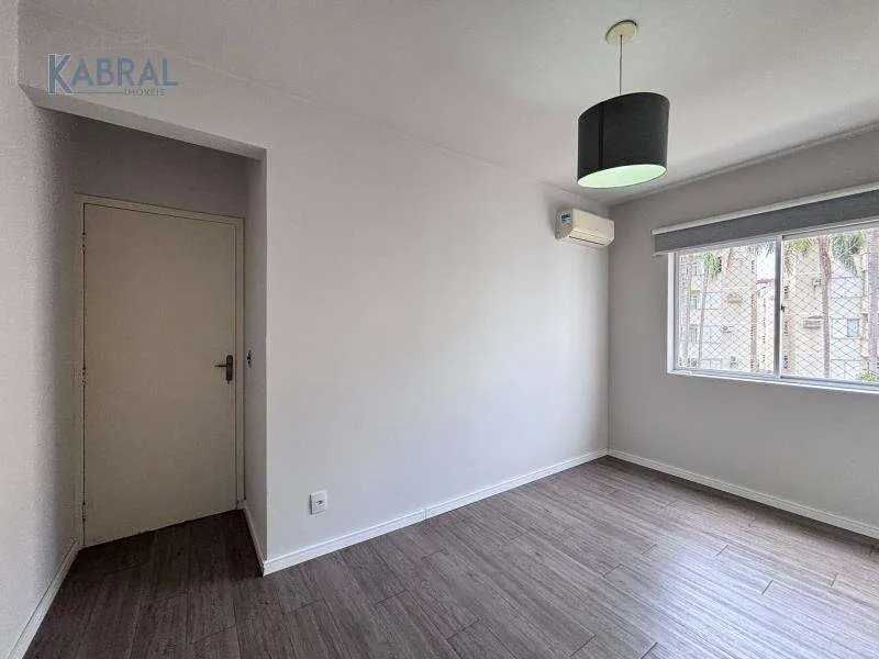 Apartment, 60 m², with wood or laminate floors — photo 14