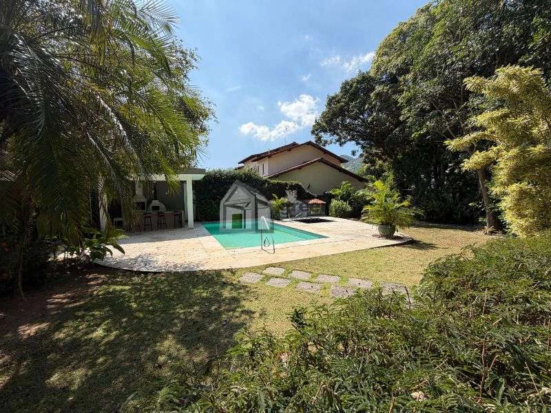 Casa em condomínio com 6 quartos e 600 m² — photo 15