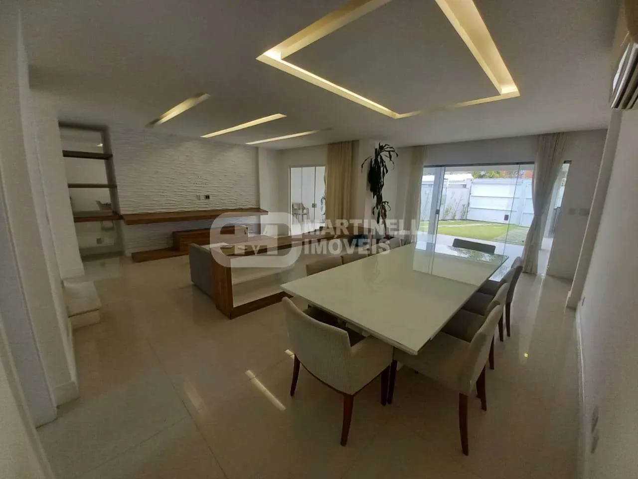 House, 220 m², with a grill on the balcony — photo 3
