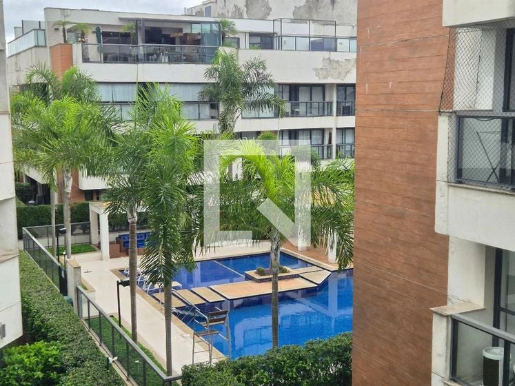Застеклённый балкон и 3 спальни: квартира 137 м² — photo 10