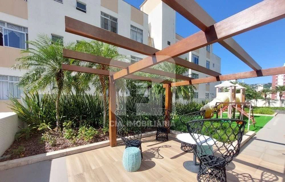 Apartamento de 1 dormitorio con cocina abierta y 70 m² — photo 5