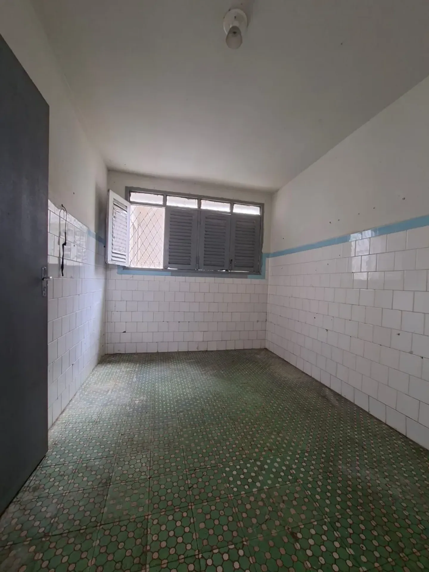 3-bedroom house, 360 m² — photo 3