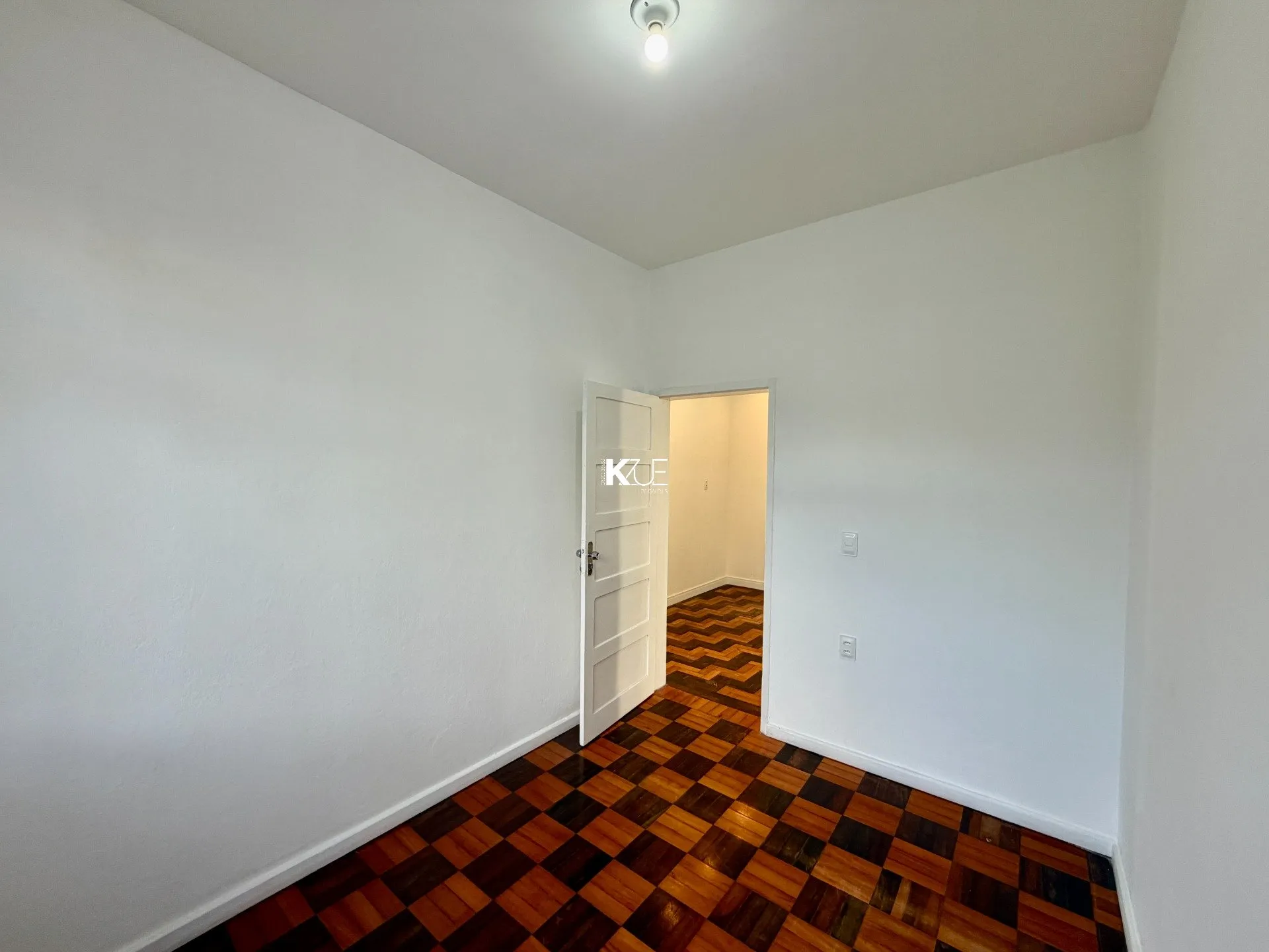 3-bedroom house with a suite, 324 m² total area — photo 24