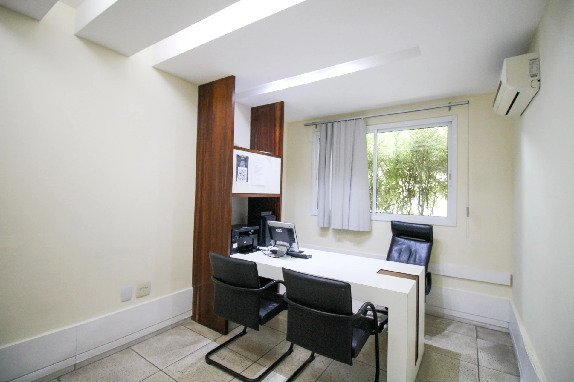 Apartamento mobiliado com 2 quartos e varanda envidraçada — photo 69