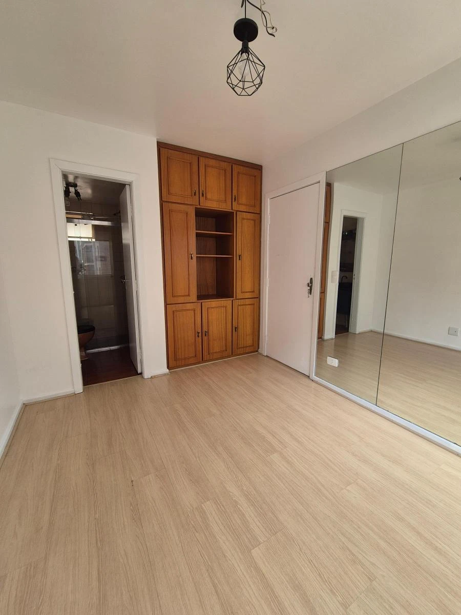 Apartment, 36 m², with wood or laminate floors — photo 4