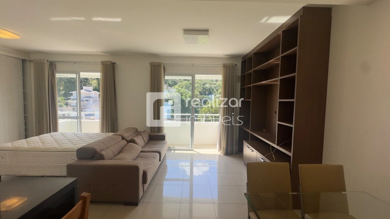 Apartamento amueblado de 56 m² con 1 dormitorio y balcón — photo 16