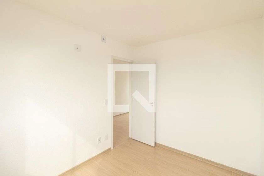 46 m² apartment with a closed-off kitchen and parking — photo 23