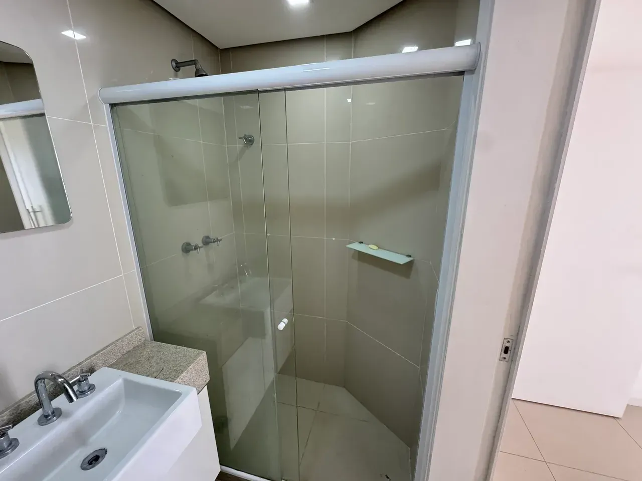 3-bedroom apartment with balcony, 180 m² — photo 14