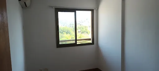 Furnished apartment, 82 m², with a glass-enclosed balcony — photo 9