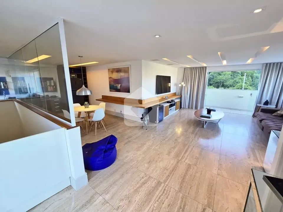 Furnished apartment with 3 bedrooms and 5 bathrooms — photo 8