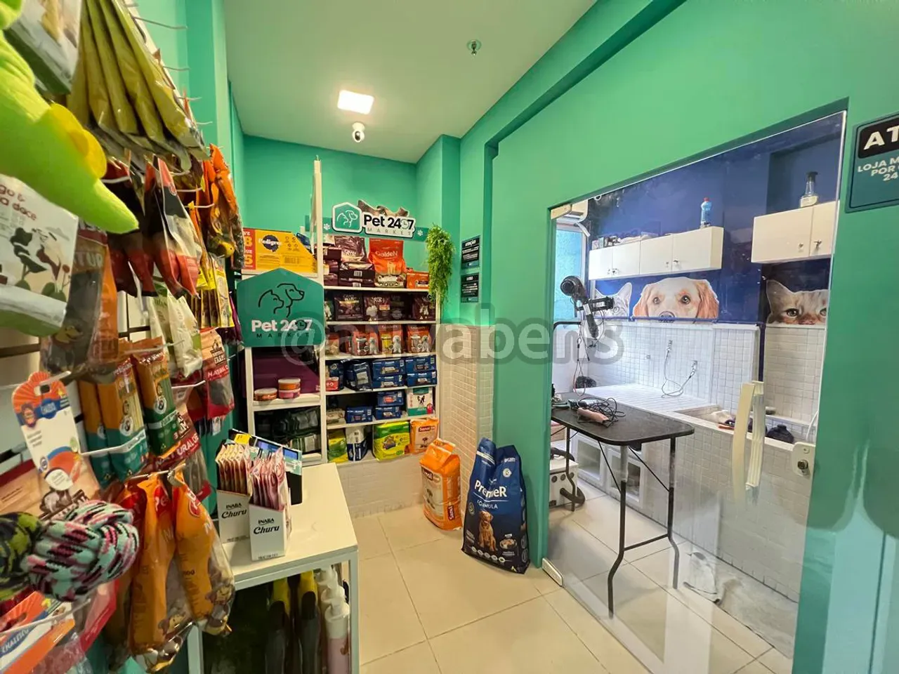 Furnished 1-bedroom apartment with 37 m² on the 19th floor — photo 16