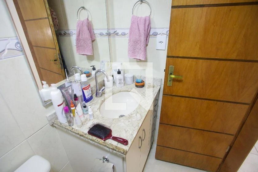 Apartamento amueblado de 2 dormitorios con cocina abierta — photo 34