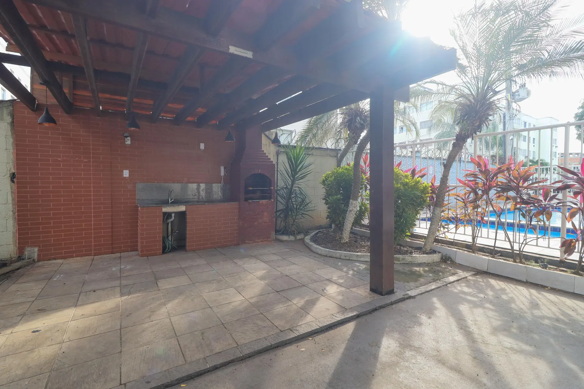 2-bedroom apartment in a building with a gym — photo 37