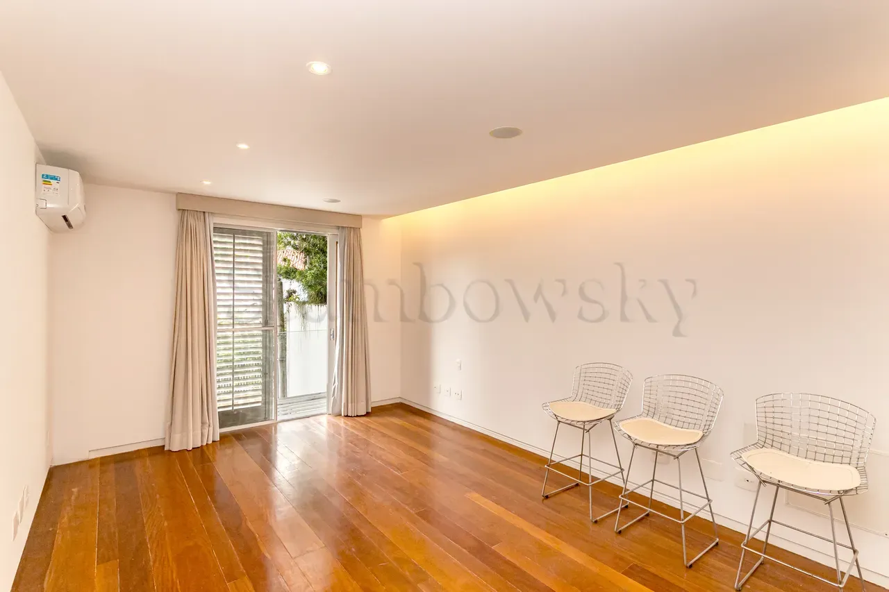 House with 3 bedrooms and a closed-off gas kitchen — photo 32