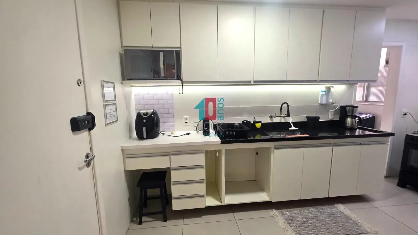 Furnished apartment, 131 m², with a washing machine — photo 12