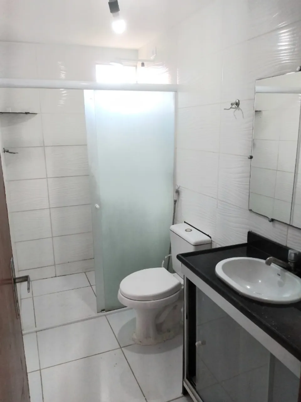 Unfurnished apartment with gas stove and 2 bathrooms — photo 15