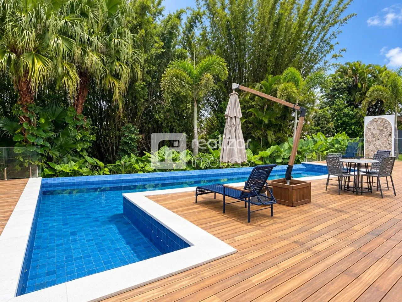 Apartment, 200 m², with a water view — photo 36