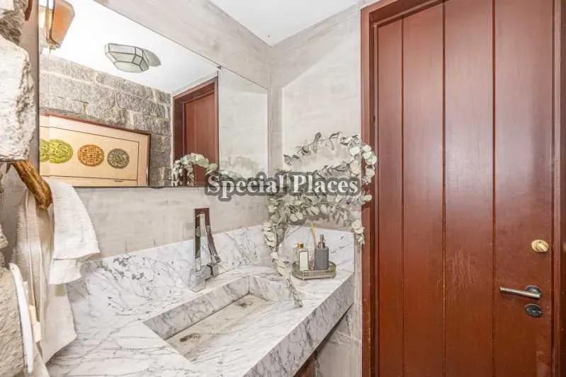 Casa amueblada con 4 dormitorios y 5 baños — photo 17