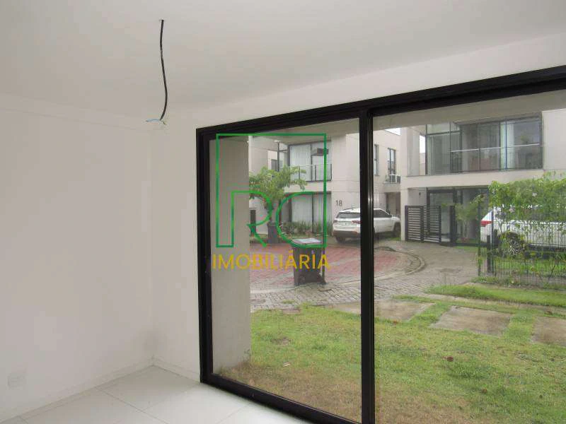 Casa com 3 quartos e cozinha independente de 263 m² — photo 2