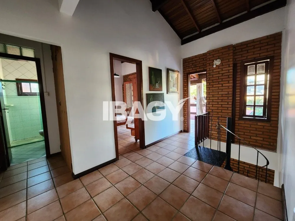 Furnished 2-bedroom house with balcony and 2 parking spaces — photo 5