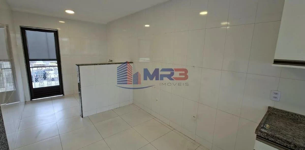 Casa, 80 m², com closet — photo 4