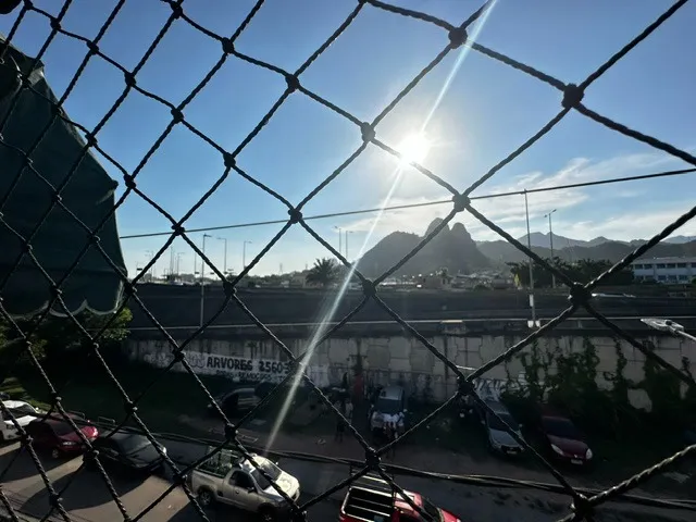 Apartment with 2 bedrooms and a balcony view — photo 5
